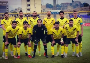 نفت مسجدسلیمان صفر _ شهرداری نوشهر صفر / تیم نفت با برهانی کماکان بدون برد / هواداران نفت خواهان اخراج آرش برهانی شدند