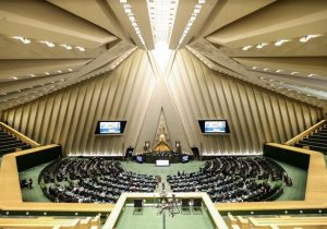 دکتر رضا جباری نماینده مردم مسجدسلیمان ، لالی ، هفتکل و اندیکا به عنوان یکی از اعضای هیات رئیسه مجلس شورای اسلامی انتخاب شد